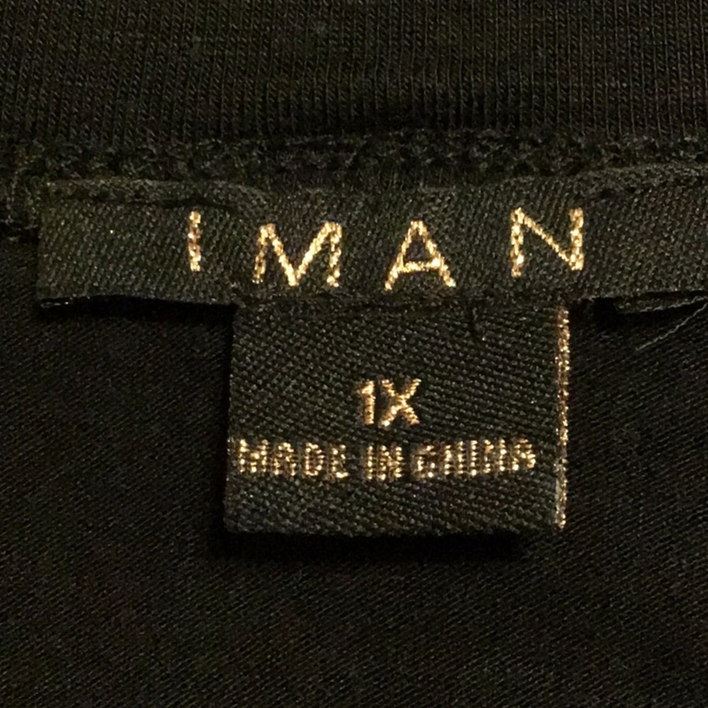 NWOT,IMAN,short sleeve T shirt,Size 1X,LIGHTWEIGHT FABRIC/Black,straight hem